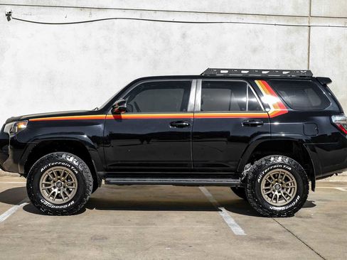 Used 2023 Toyota 4Runner 40th Anniversary SE image 14