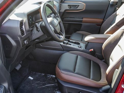 New 2025 Ford Bronco Sport Outer Banks w/ Outer Banks Tech Package+ image 17