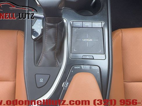 Used 2021 Lexus UX 200 w/ Premium Package FWD image 29