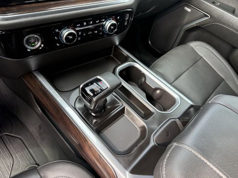 Used 2023 GMC Sierra 1500 SLT w/ SLT Premium Package image 20