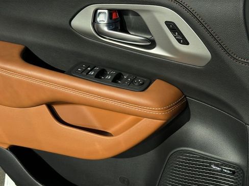 New 2026 Chrysler Pacifica Pinnacle image 29