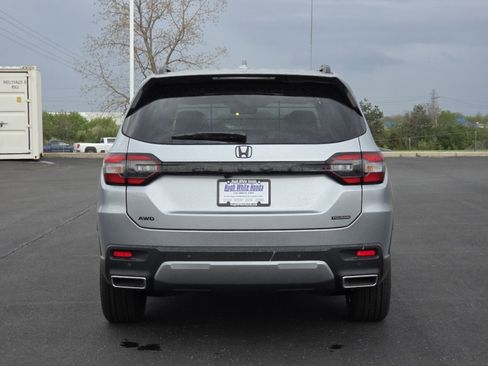 New 2026 Honda Pilot image 18