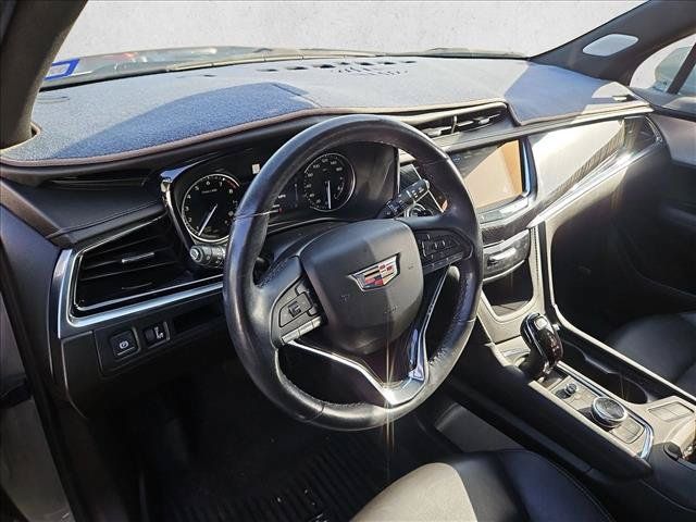 Used 2023 Cadillac XT6 Premium Luxury FWD image 9