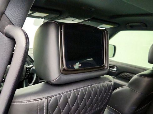 Used 2022 INFINITI QX80 Sensory w/ Cargo Package image 22