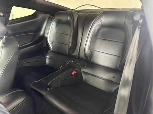 Used 2018 Ford Mustang GT Premium w/ Equipment Group 401A RWD image 17