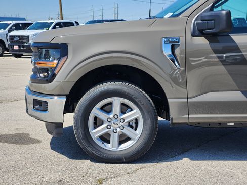 New 2026 Ford F150 XLT w/ Equipment Group 301A Standard RWD image 9