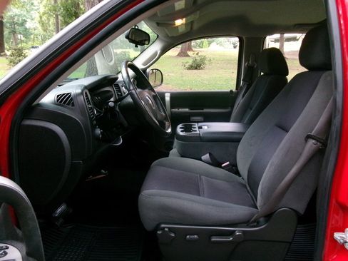 Used 2009 GMC Sierra 1500 SLE w/ Power Pack Plus AWD/4WD image 11