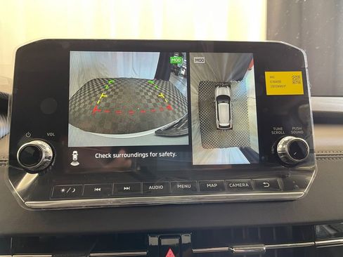 New 2025 Mitsubishi Outlander SE image 16