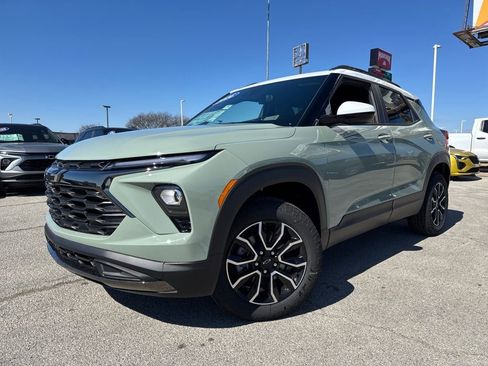 New 2026 Chevrolet TrailBlazer ACTIV w/ Driver Confidence Package image 1