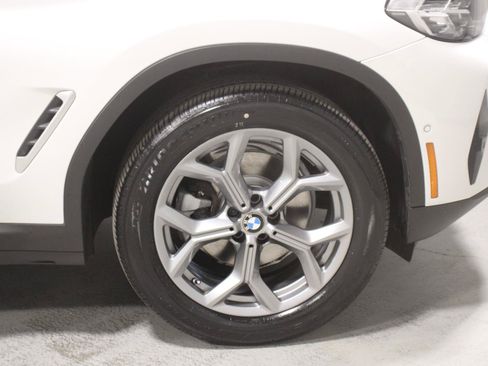 Used 2024 BMW X4 xDrive30i w/ Parking Assistance Package AWD/4WD image 37