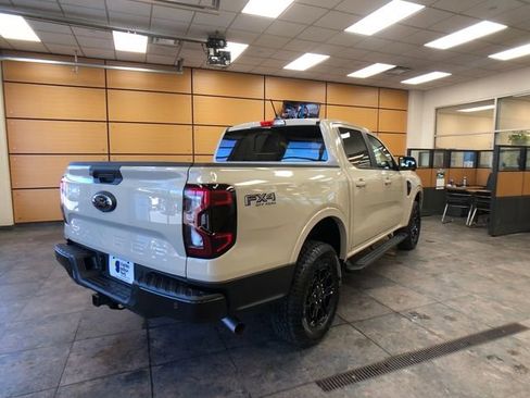 New 2025 Ford Ranger Lariat w/ FX4 Off-Road Package image 7
