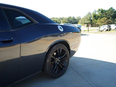Used 2016 Dodge Challenger SXT w/ Blacktop Package RWD image 21