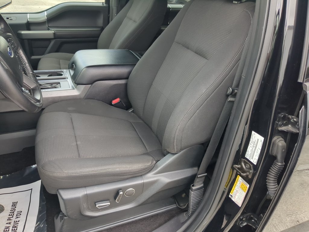 Used 2017 Ford F150 XLT w/ Equipment Group 302A Luxury AWD/4WD image 20
