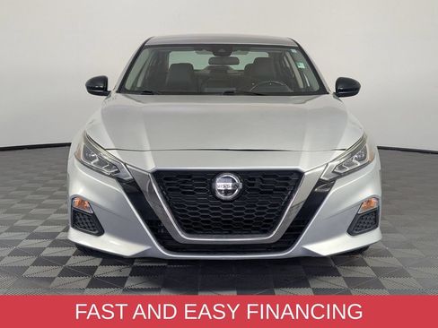 Used 2022 Nissan Altima 2.5 SR FWD image 3