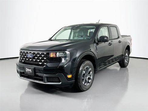 New 2026 Ford Maverick XLT w/ XLT Luxury Package image 3