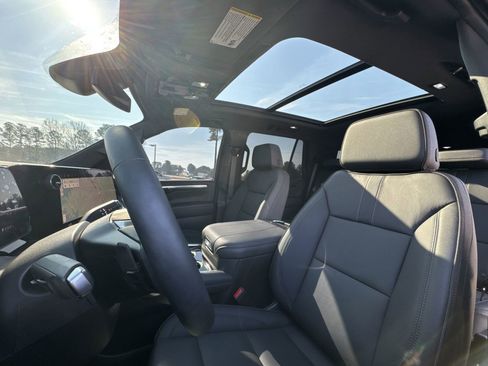 Used 2026 Chevrolet Tahoe RST w/ Comfort Package image 28