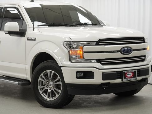 Used 2019 Ford F150 Lariat w/ Trailer Tow Package image 3