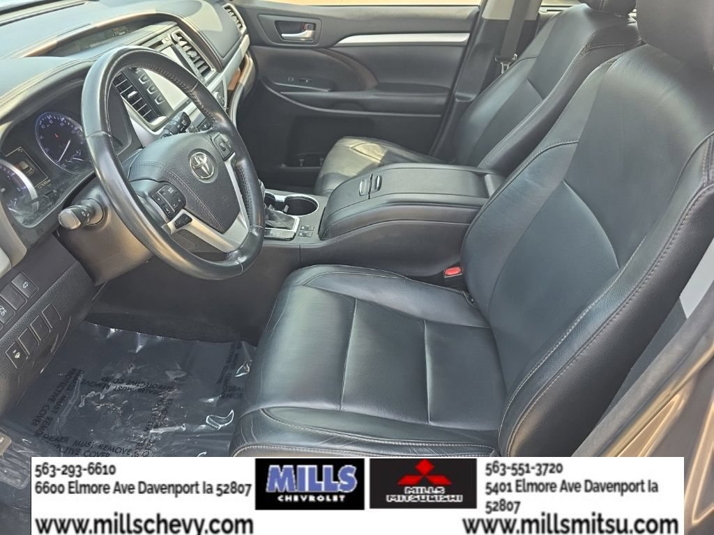 Used 2018 Toyota Highlander XLE FWD image 13