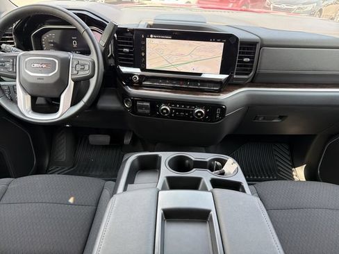 New 2026 GMC Sierra 1500 Elevation w/ X31 Off-Road Package AWD/4WD image 9