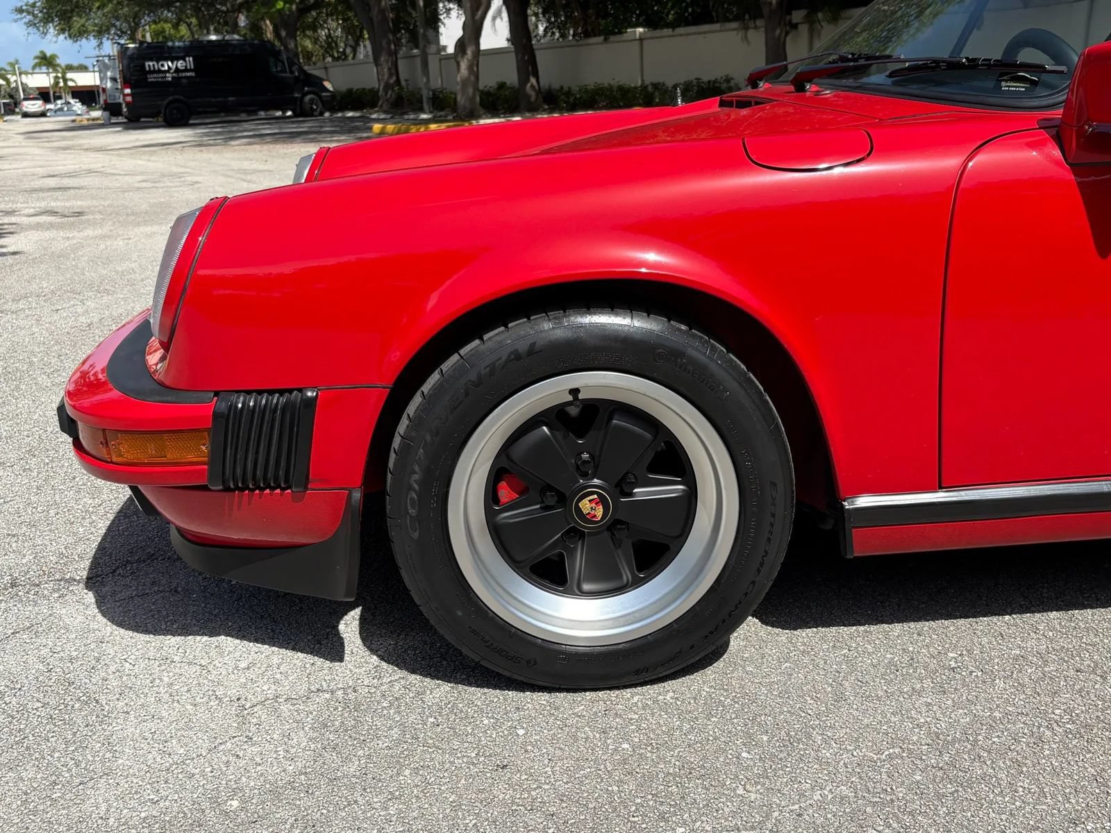 Used 1988 Porsche 911 Carrera RWD image 12