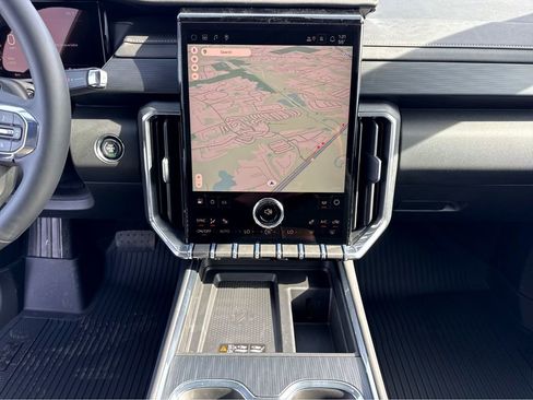 New 2026 GMC Acadia Elevation w/ Elevation Premium Package FWD image 13