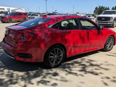 Used 2019 Honda Civic EX image 3
