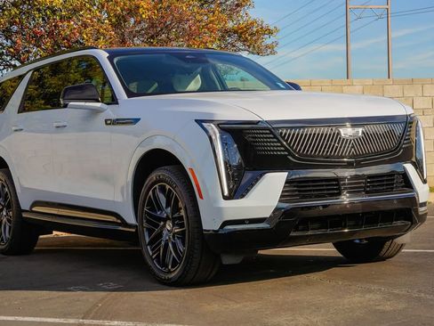 New 2026 Cadillac Escalade IQL Sport 1 w/ LPO, ONYX Package AWD/4WD image 5
