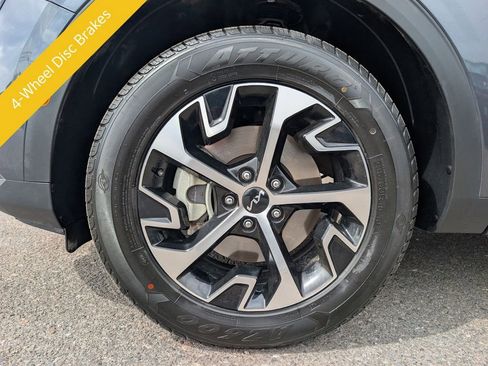 Certified 2024 Kia Sportage EX image 12