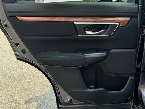Used 2021 Honda CR-V EX image 11