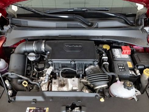 Used 2025 Jeep Compass Limited AWD/4WD image 3