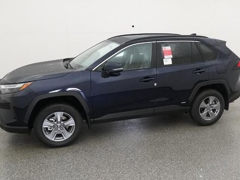 New 2025 Toyota RAV4 XLE image 2