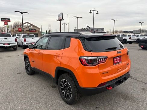 New 2026 Jeep Compass Trailhawk image 3