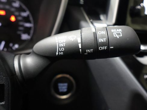 Used 2023 Toyota Corolla SE FWD image 37