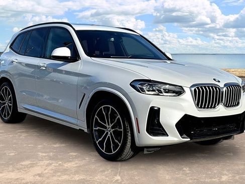 Used 2023 BMW X3 sDrive30i w/ M Sport Package RWD image 3