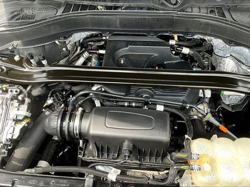 Used 2020 Ford Explorer Limited image 9