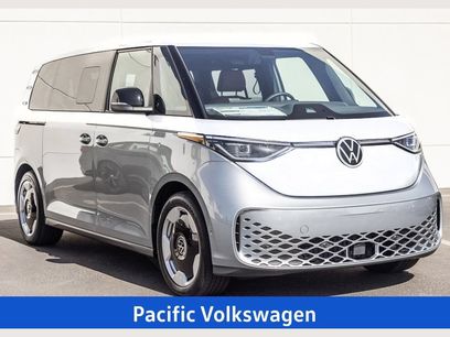 New 2025 Volkswagen ID. Buzz Pro S Plus
