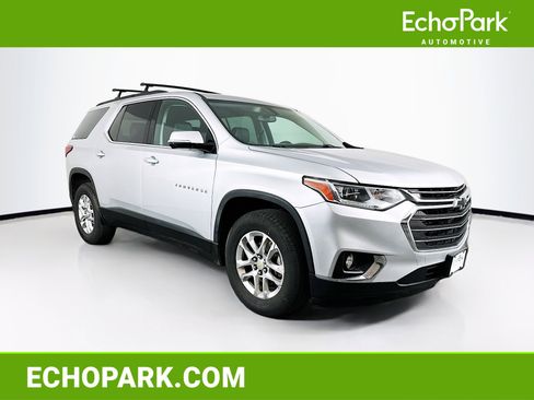 Used 2019 Chevrolet Traverse LT image 1