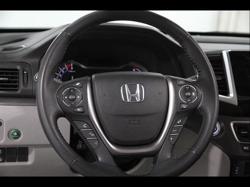 Used 2017 Honda Pilot EX-L image 7