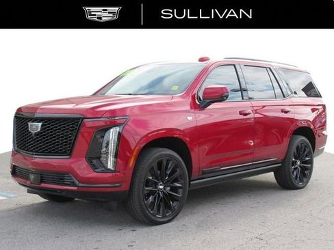 Certified 2026 Cadillac Escalade Platinum Sport w/ LPO, ONYX Package AWD/4WD image 4