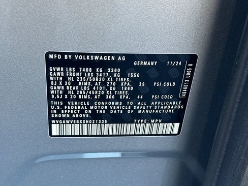 New 2025 Volkswagen ID. Buzz Pro S image 26