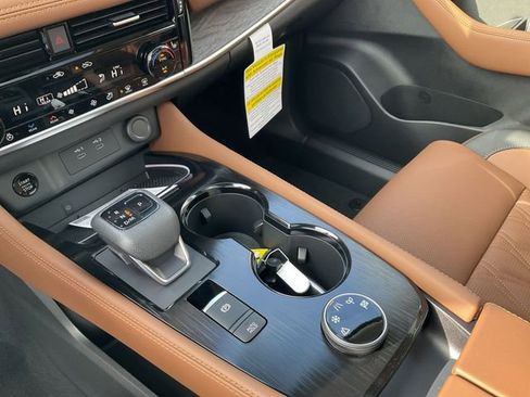 New 2026 Nissan Rogue Platinum w/ Platinum Premium Package image 24