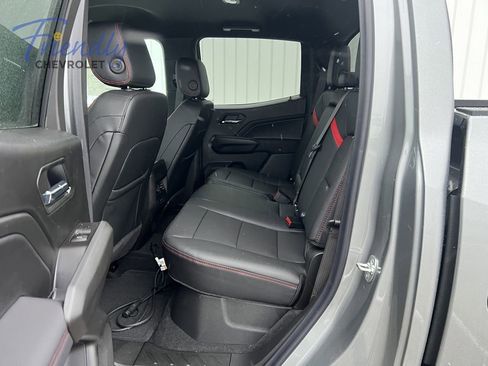 New 2026 Chevrolet Colorado Z71 w/ Technology Package AWD/4WD image 12