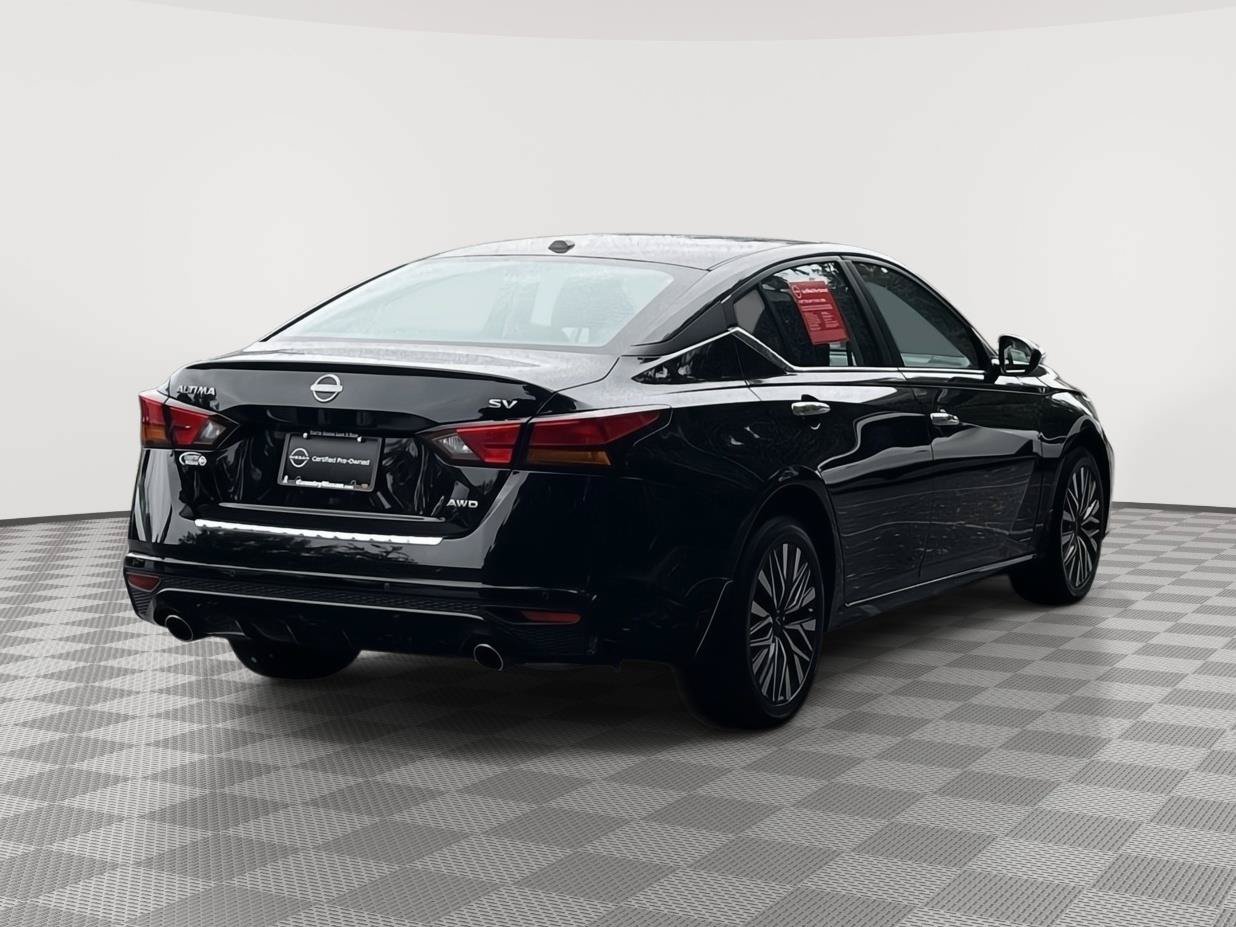 Used 2023 Nissan Altima 2.5 SV w/ SV Premium Package AWD/4WD image 5