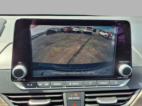 Certified 2025 Nissan Altima 2.5 SV FWD image 6