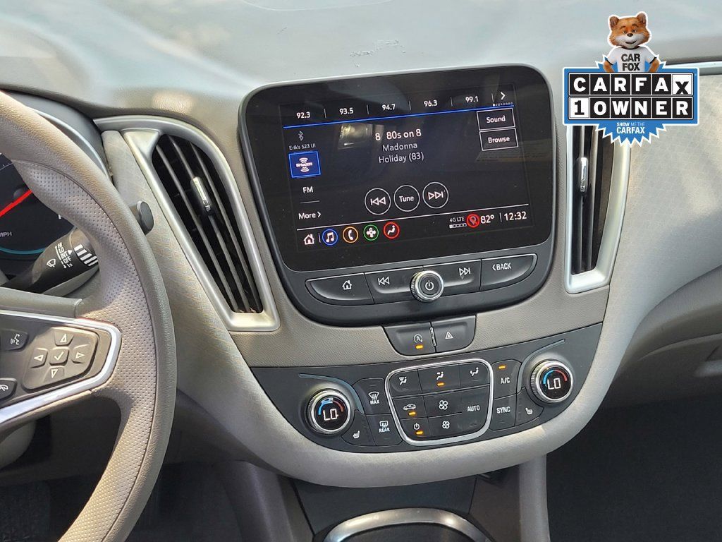 Used 2022 Chevrolet Malibu LT FWD image 14