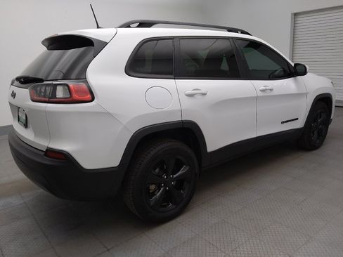 Used 2021 Jeep Cherokee Latitude Plus FWD image 10