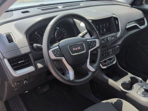 Used 2023 GMC Terrain SLE w/ Driver Convenience Package image 12