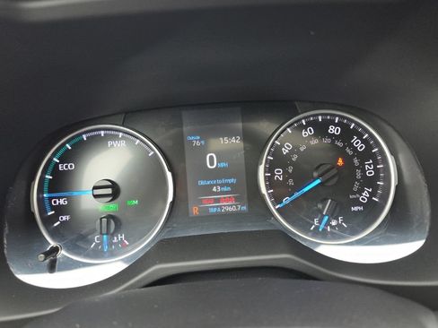 Certified 2022 Toyota RAV4 XLE w/ Convenience Package AWD/4WD image 26