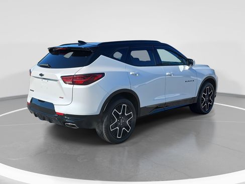 Used 2023 Chevrolet Blazer RS w/ Enhanced Convenience Package image 5