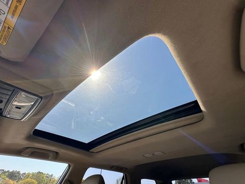 Used 2019 Toyota 4Runner SR5 Premium w/ Convenience Package AWD/4WD image 27